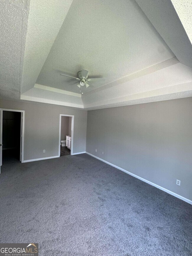 Building Photo - 5309 Cattail Ln