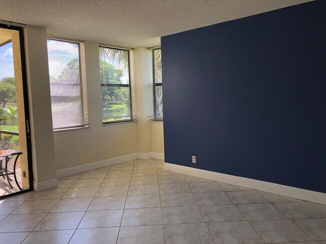 Building Photo - 1244 S Military Trail