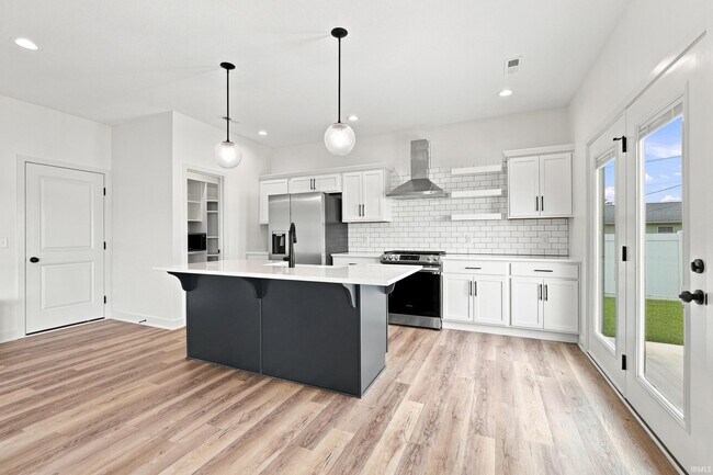 Building Photo - 10827 Kathy Dr