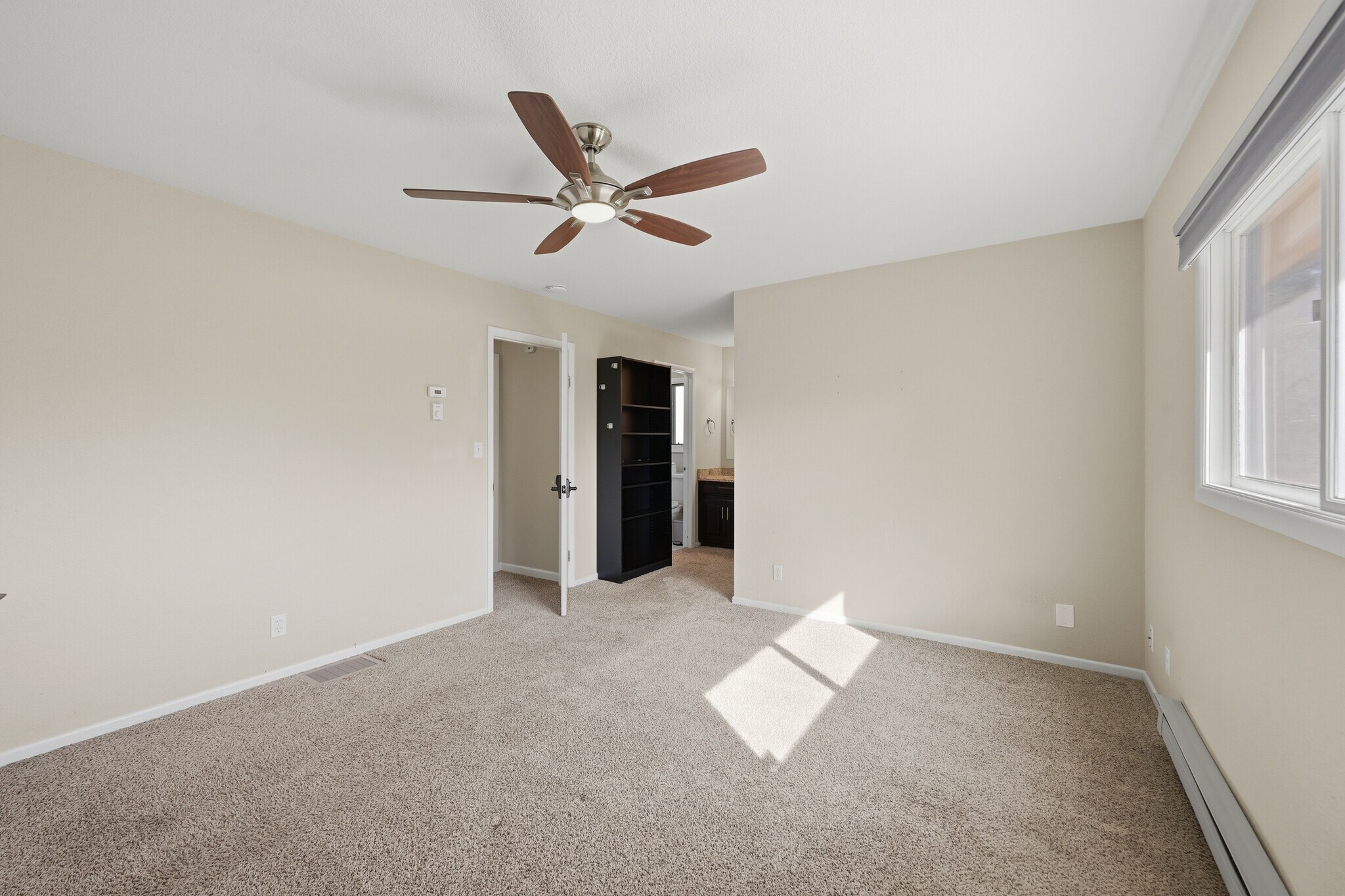 Building Photo - 1040 S Fulton St