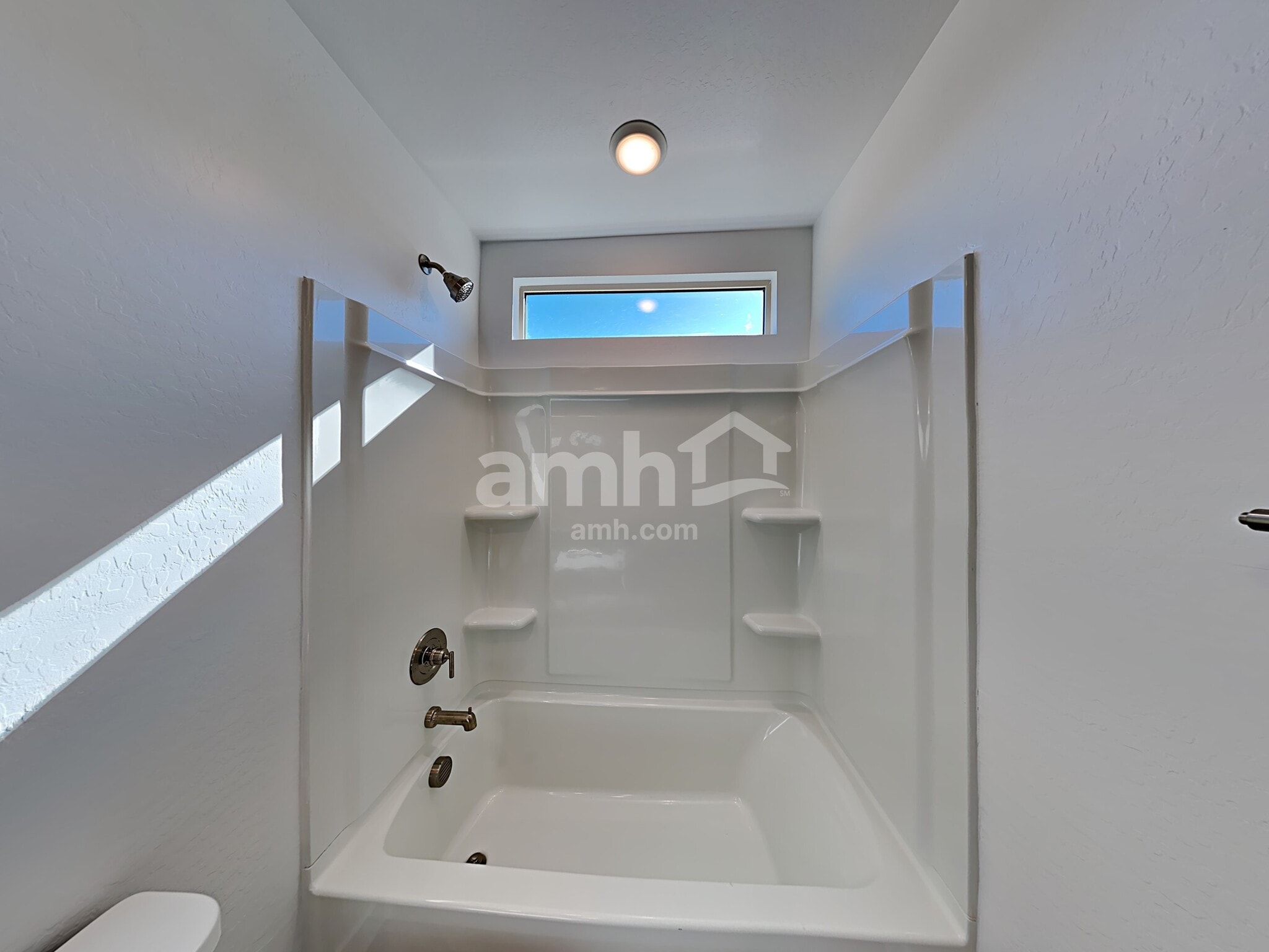 Building Photo - 4313 S 105th Dr