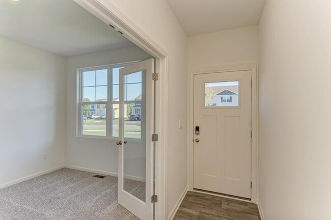 Building Photo - 2661 Seeley St