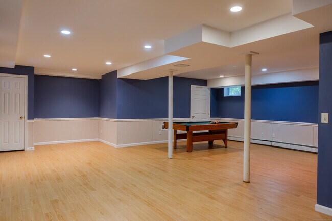 Building Photo - 161 Foggwood Rd