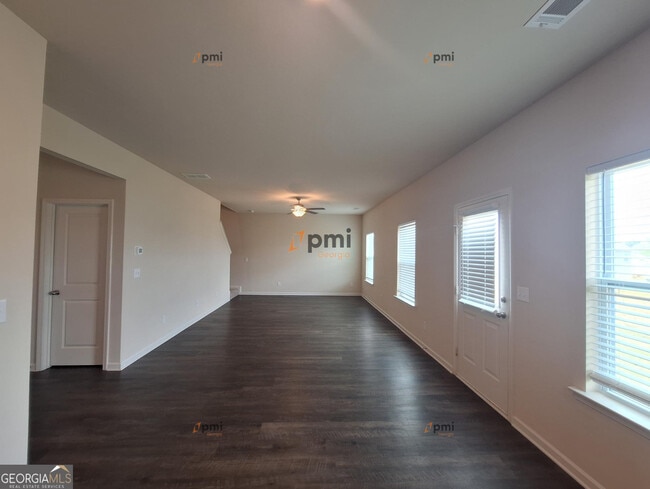 Building Photo - 110 Foley Dr