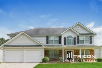 Building Photo - 6070 Autumn Green Dr