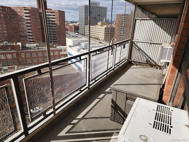 Building Photo - 61-15 98th St