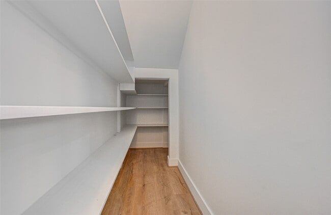 Building Photo - 4605 Edison St