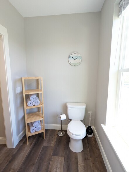 Building Photo - 301 Coral Gables St