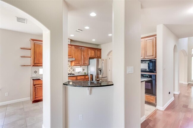 Building Photo - 3611 Fossilwood Way