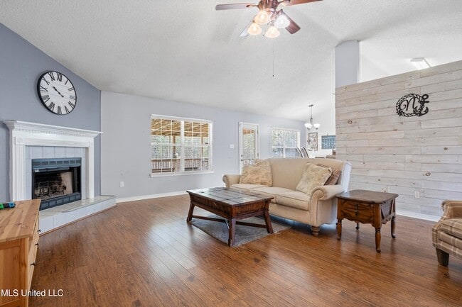 Building Photo - 15792 Texas Ave