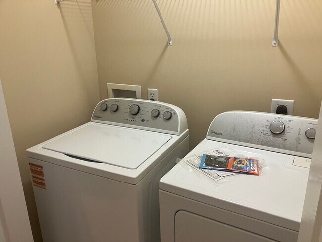 Building Photo - 3BR / 2.5 BA  At Bluffton Park