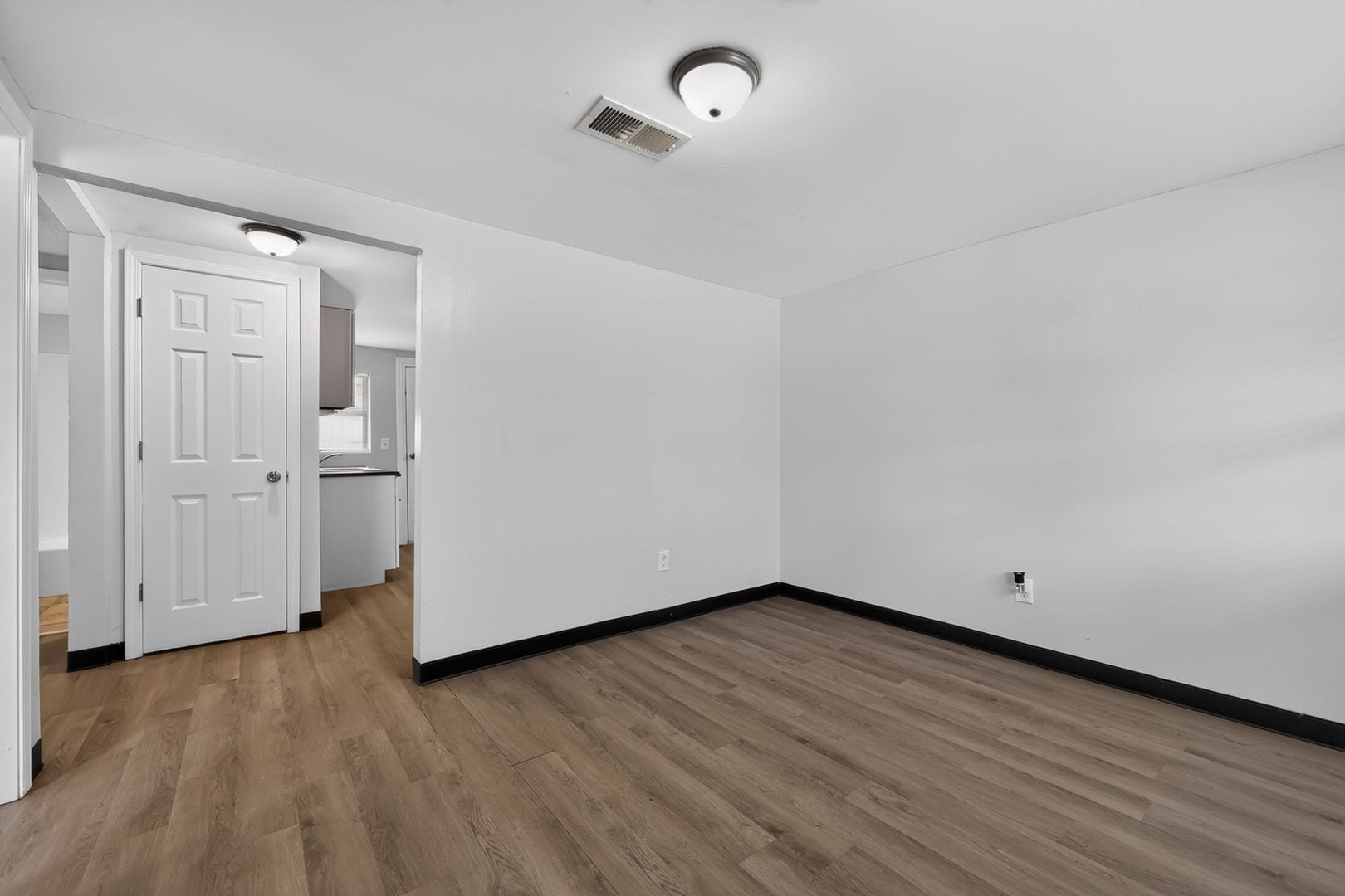 Building Photo - 1626 Telfair St Ln