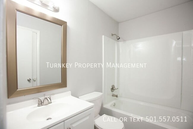 Building Photo - 9308 Lew Dr