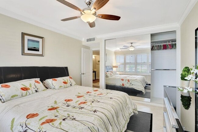 Building Photo - 3700 Galt Ocean Dr