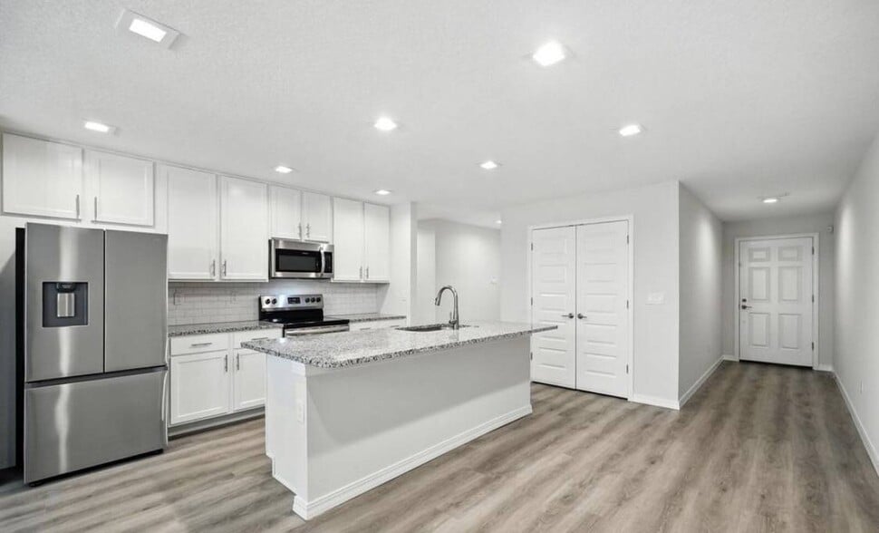 Building Photo - 4 Karat Path