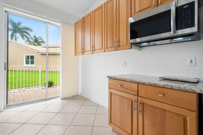 Building Photo - 8593 Mangrove Cay