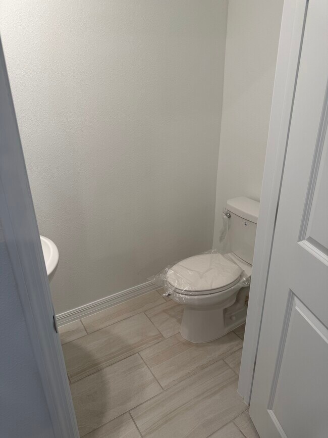 Building Photo - 10837 Littleton Isle Dr