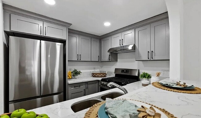 Primary Photo - Fully Remodeled 1 Bedroom 1 Bathroom Open ...