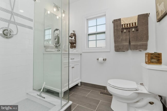 Building Photo - 528 Lower E Valley Forge Rd