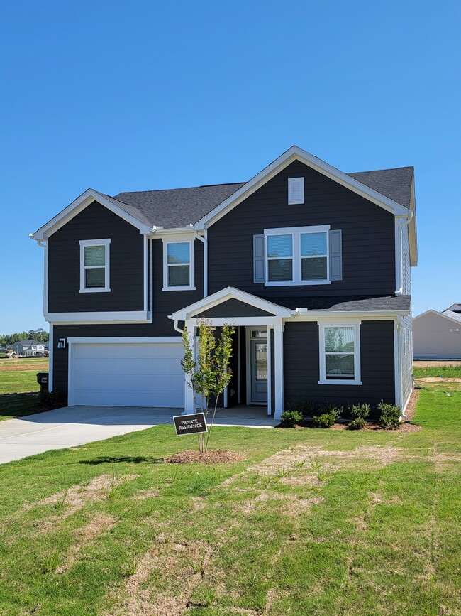 Building Photo - 645 Thomas Gage Dr