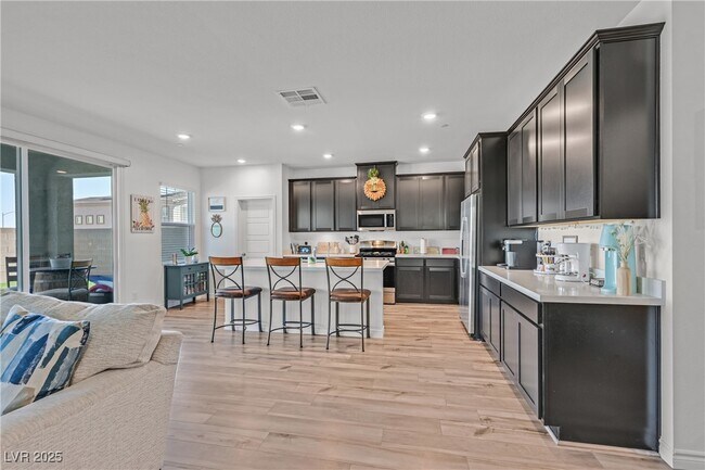 Building Photo - 282 Mount Steel Ave