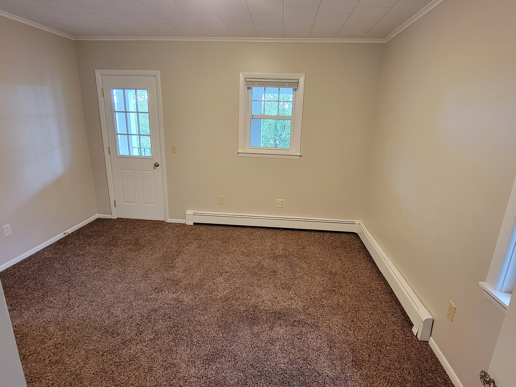 Main bedroom - 308 Lewis St S