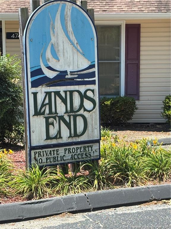 Building Photo - 457 Lands End Rd