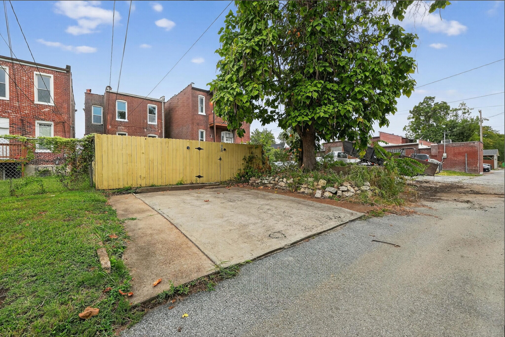 Off-street parking - 4372 Gibson Ave