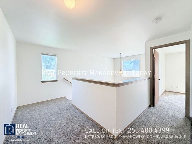Building Photo - 1539 E 91st St