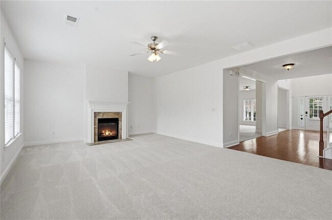 Building Photo - 3320 Pebble Ridge Ln