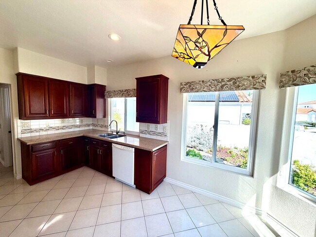 Building Photo - 4969 Lamia Way