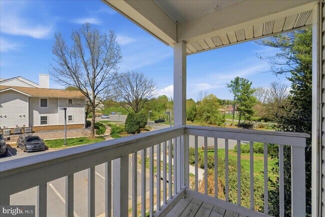 Building Photo - 100 Westwick Ct