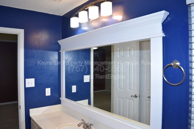 Building Photo - 3809 Peppercorn Way