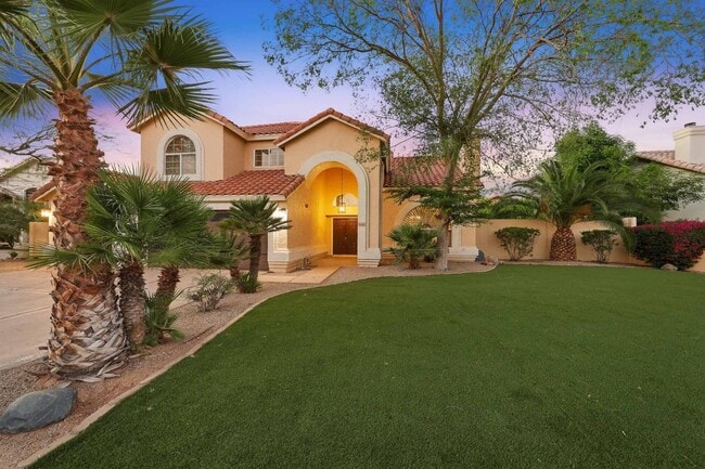 Building Photo - 8830 E Carol Way