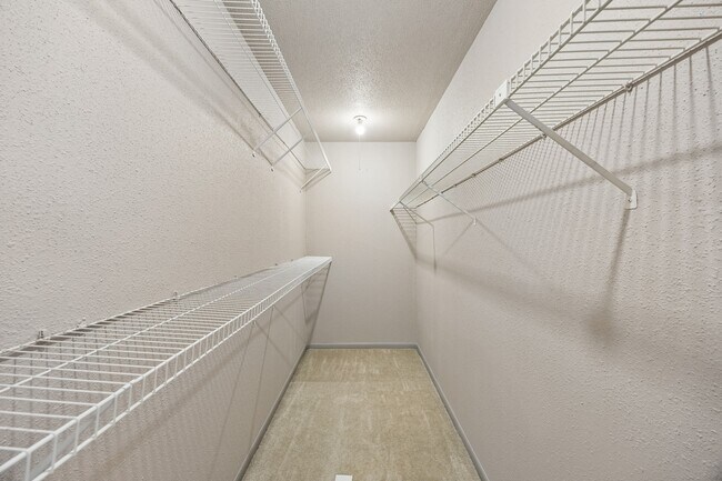 Building Photo - 2300 Old Spanish Trl