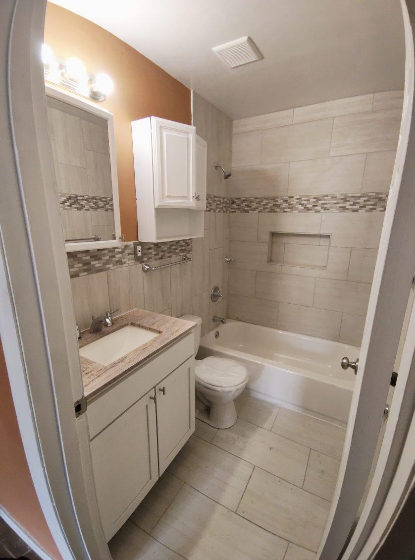 Building Photo - 3451 Sharpe Ave