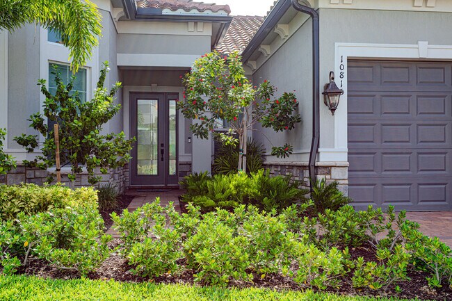 Building Photo - 10815 Stellar Cir