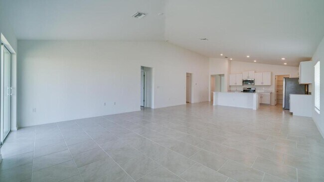 Building Photo - 17197 Monte Isola Wy