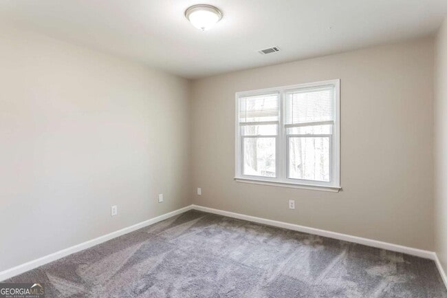 Building Photo - 2090 Breconridge Dr S W