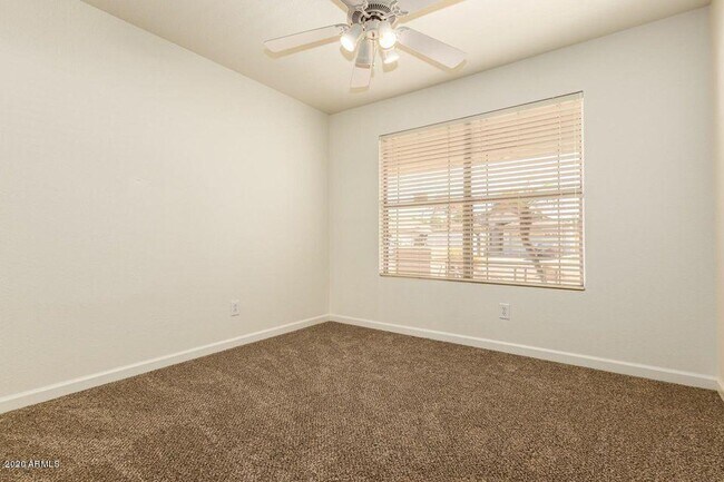 Building Photo - 6444 W Tonto Dr