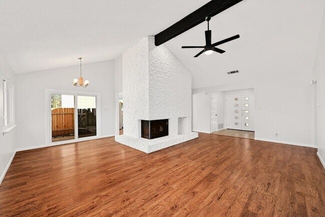Building Photo - 10703 Onyx Cove
