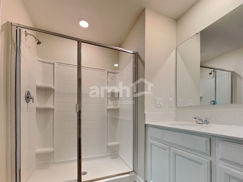 Building Photo - 4385 Seven Canyons Dr