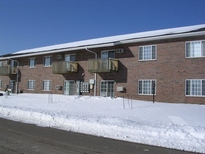 Primary Photo - Edgewood Estates Apartment Complex