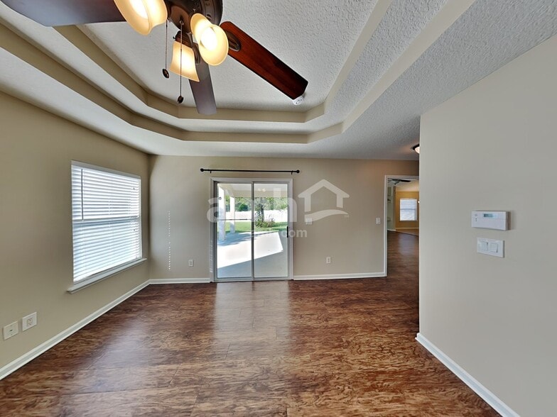 Building Photo - 1173 Carmona Pl