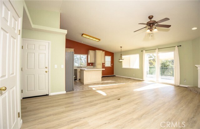 Building Photo - 15518 Little Peak Rd