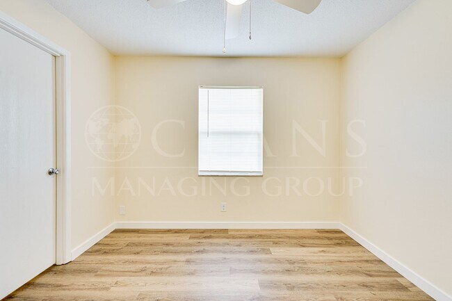 Building Photo - Modern Comfort in an Established Ormond Beach Neighborhood!