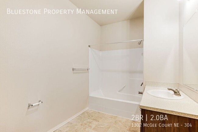 Building Photo - 1302 Mcgee Ct NE