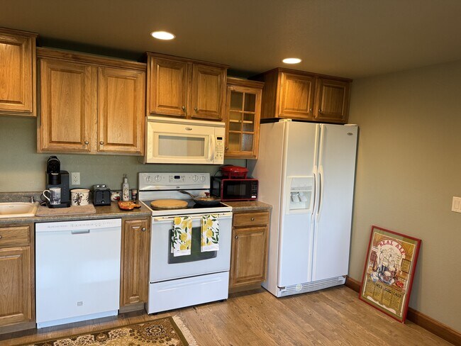 Building Photo - 13646 Twisted Pnes Trl