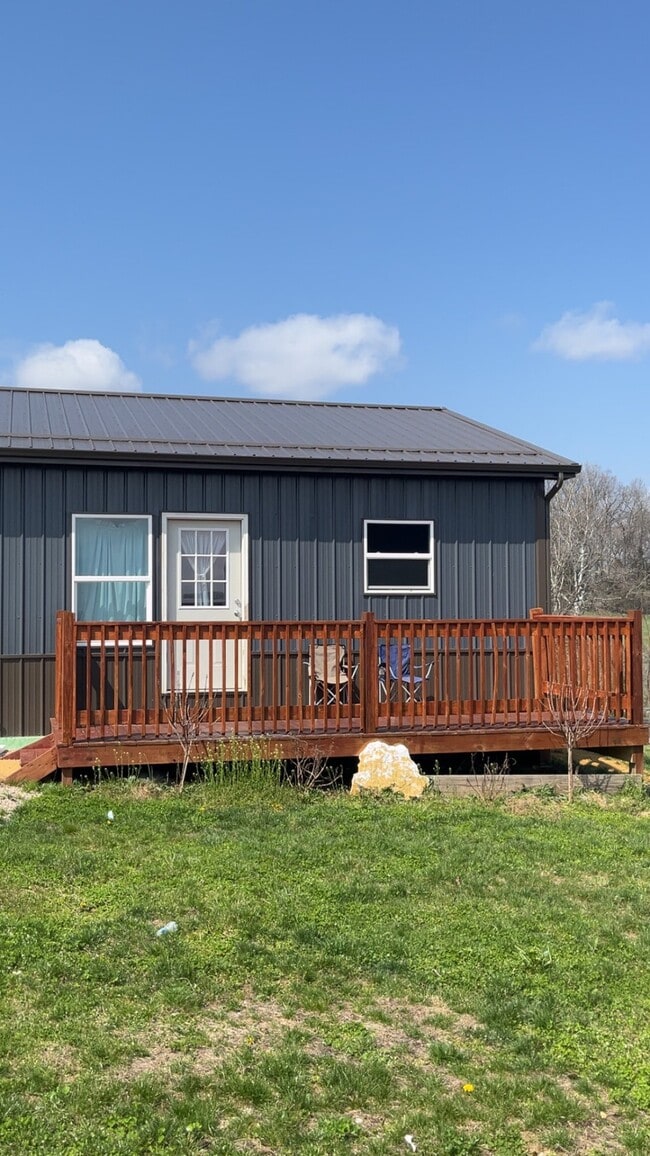 Building Photo - 8801 Brannen Rd