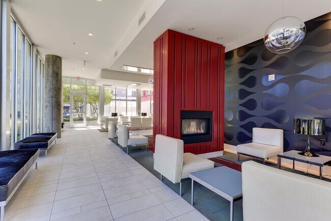 Building Photo - 901 S 2nd St